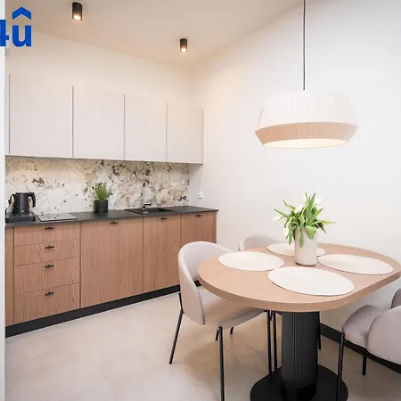 아파트 Vidok Garden & Terrace By Rent4you *